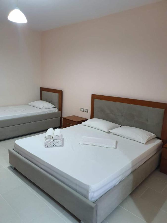 Victoria Studio * Himara